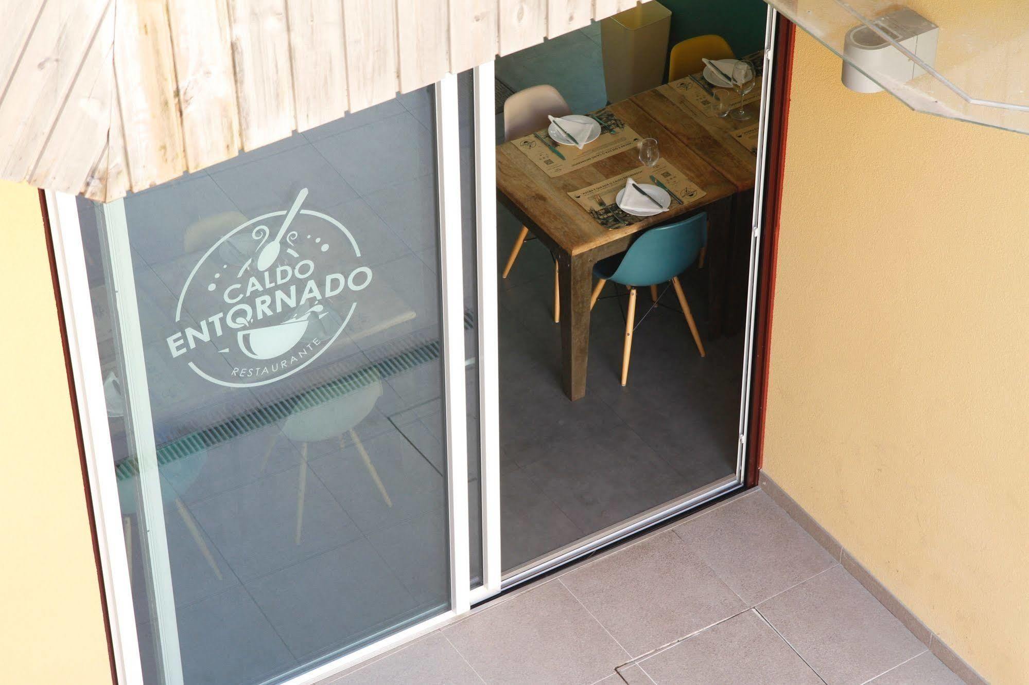 Moon Hill By Joivy Hostel Sintra Exterior photo